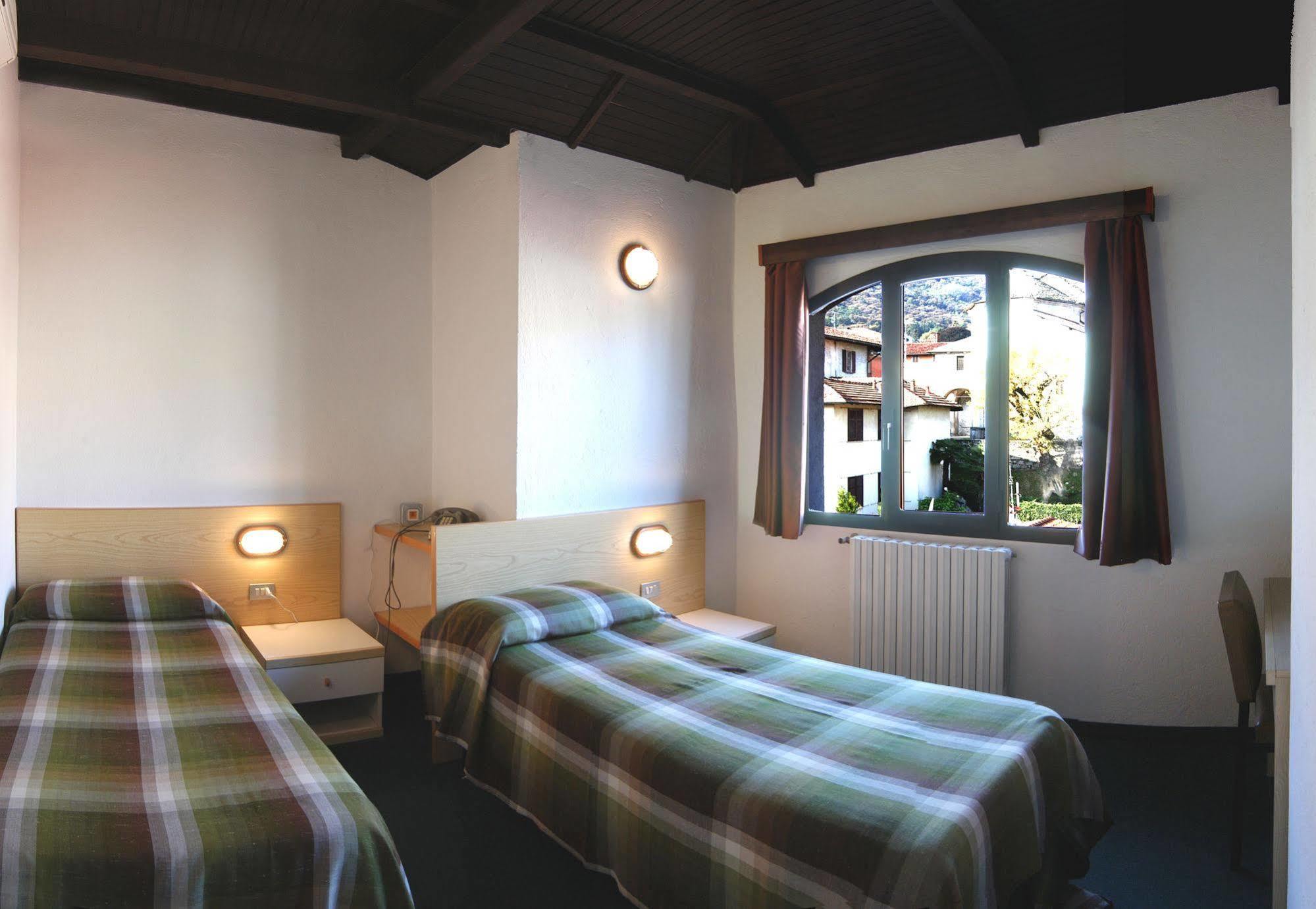 Hotel Eden バヴェーノ エクステリア 写真